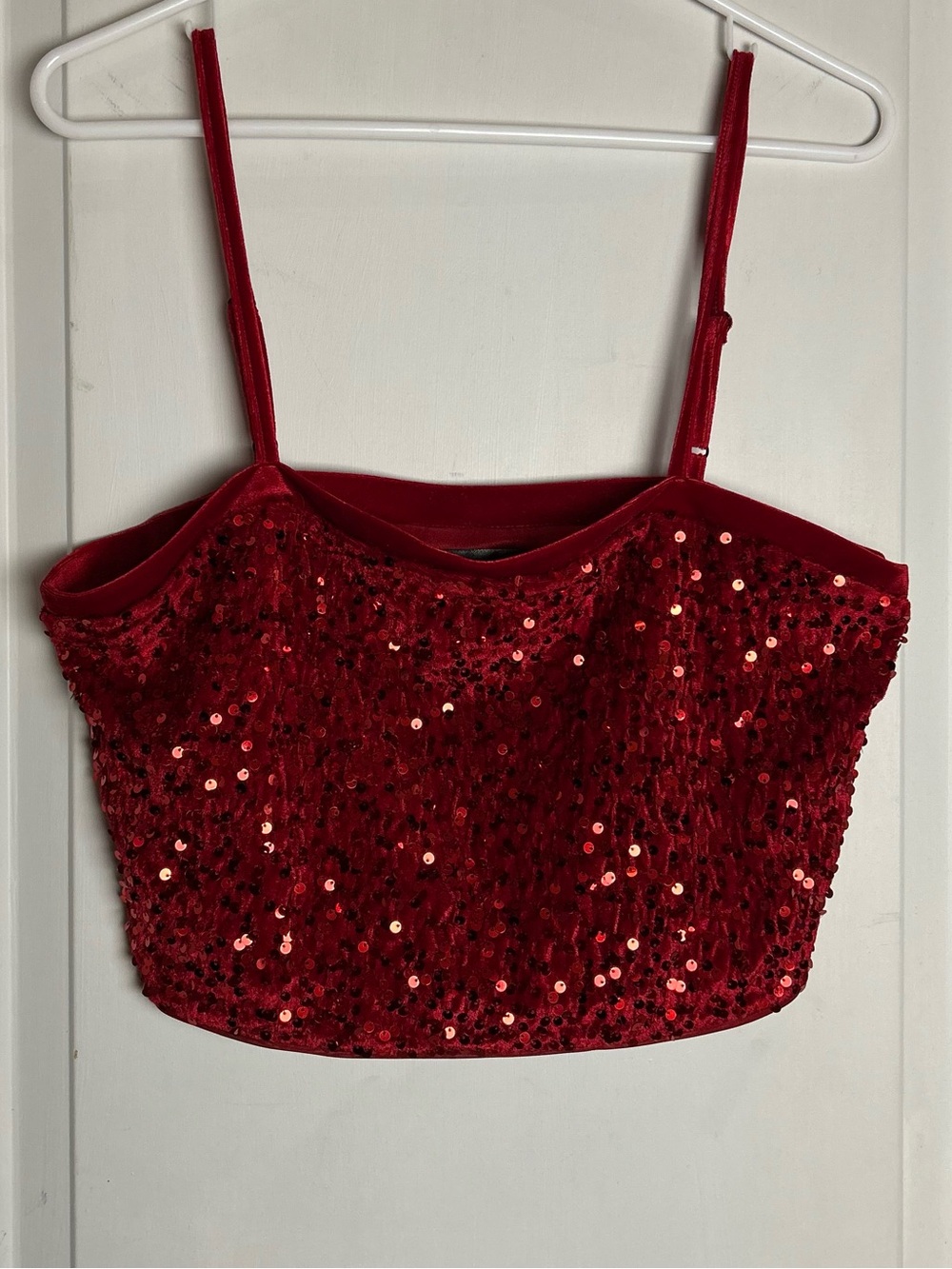 Allegra K Red Sequin Velvet Crop Tank